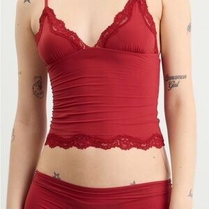 SKIMS Shine Triangle Bra Currant Size M NWT
